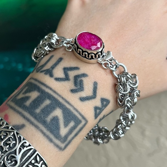 Maille stainless steel indian ruby bracelet . Handmade chain & ruby gem clasp - Picture 1 of 16